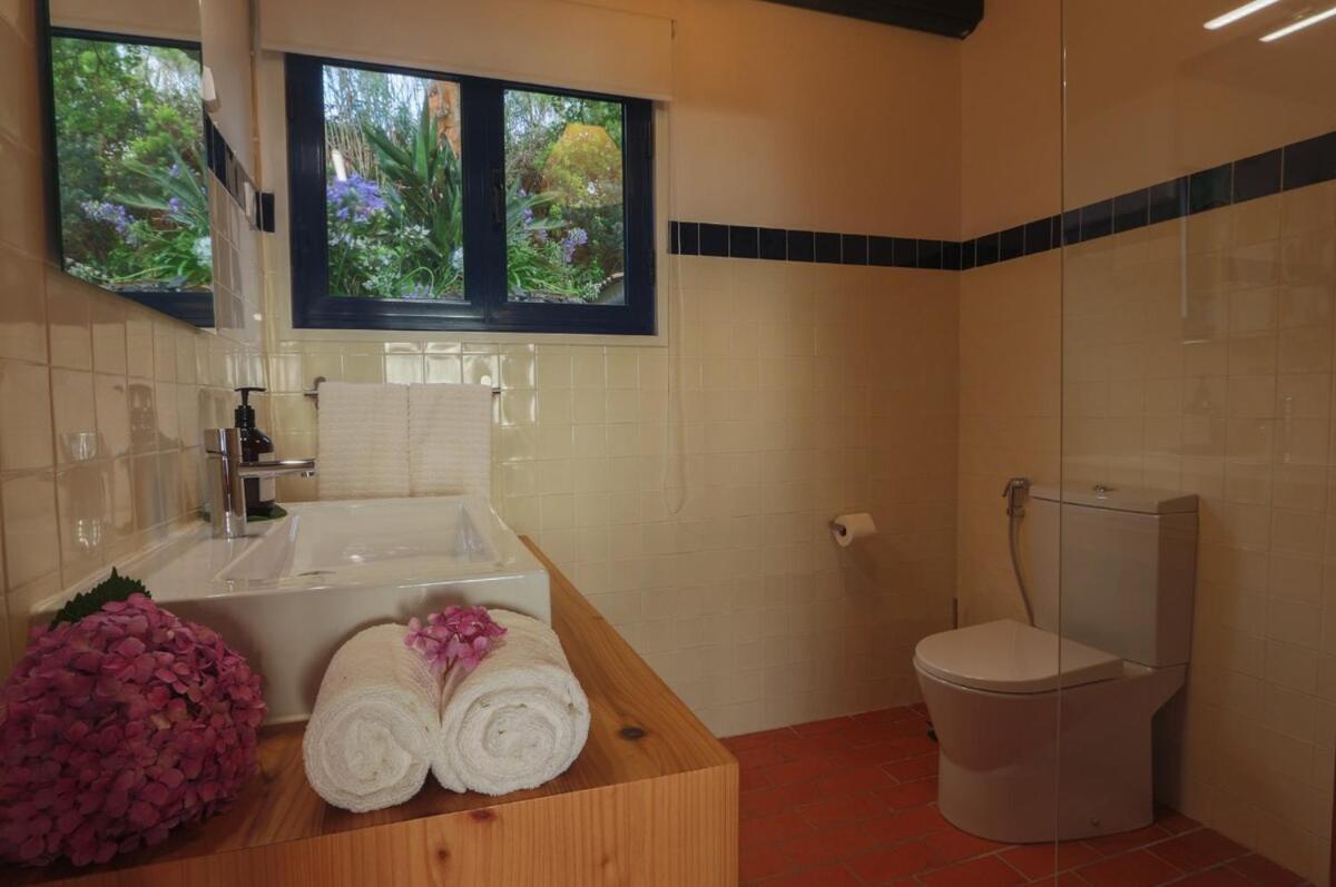 Green Oceanview Relaxing Cottage มอสเตรอส ภายนอก รูปภาพ